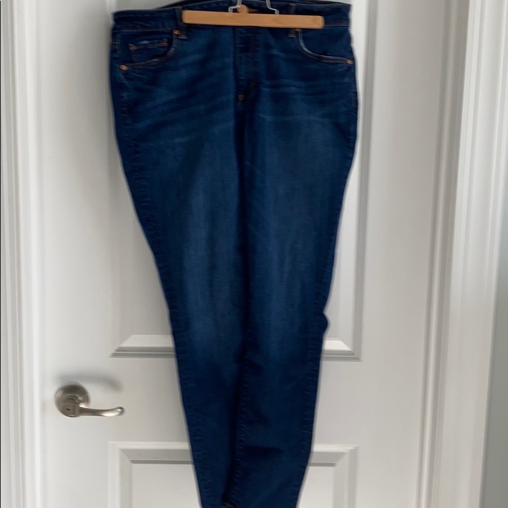 Loft Curvy Skinny Jeans - Sz 14